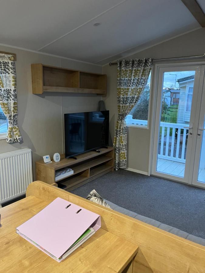 Lorraine'S Caravan Holiday Villa Morecambe Exterior photo